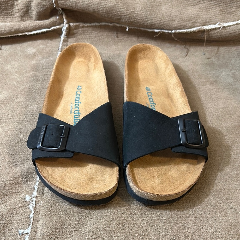 Women’s Comfortfusse Black Slide Sandals with Buckle Size EUR 40 US 9 NWT